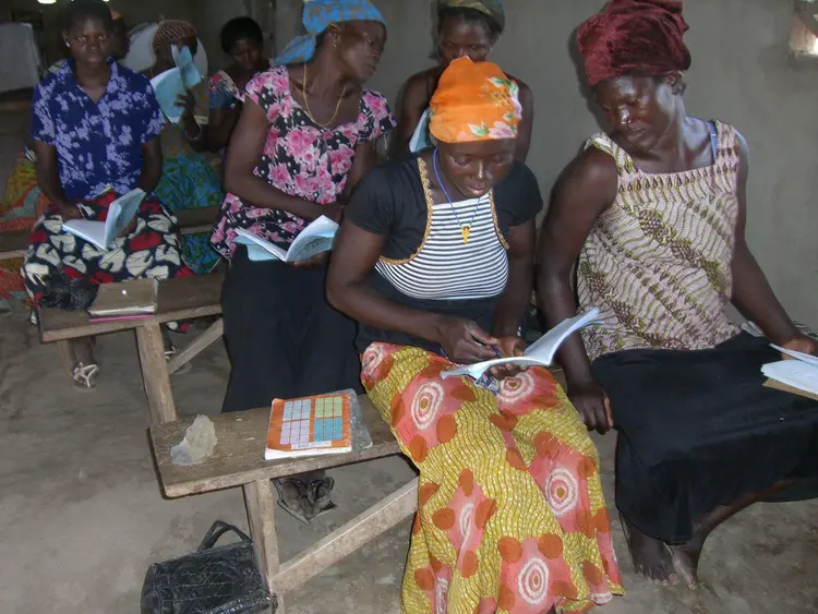 Lecteurs 400x300.JPG